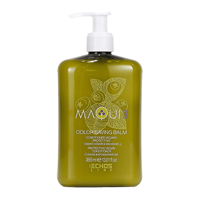 Maqui Maska Opis proizvoda Maqui maska je obogaćena ekstraktom Maqui, bogatim antioksidansima, i dragocenim shea maslacem sa emolijentnim svojstvima. Zahvaljujući posebnoj tehnologiji, štiti, zatvara i posvetljuje kozmetičku boju. Način upotrebe: Nakon All-In šampona, osušite kosu ručnikom, nanesite malu količinu proizvoda na dužine i vrhove. Pročešljajte, ostavite 2-3 minuta i isperite. Prednosti Maqui Maske Zaštita i sjaj: Obojenoj ili izbijeljenoj kosi treba više pažnje kako bi izgledala najbolje. Kozmetička boja može izbledeti zbog spoljnih faktora i čestog pranja. Maqui maska, zahvaljujući svojoj posebnoj tehnologiji, zatvara, štiti i čini kozmetičku boju svetlom i blistavom. Prirodni sastojci: Ekstrakt Maqui: Bogat antioksidansima, podstiče cirkulaciju u vlasištu, daje boju i sjaj kosi. Shea maslac: Dobiven iz stabla oraha iz Afrike, sa omekšavajućim i hranljivim svojstvima, daje elastičnost i hranjivost kosi. Natrijev glukonat: Proizveden fermentacijom glukoze, ne nagriza i biorazgradiv, čuva kozmetički tretman i vlaži vlasište. Ekološka osveštenost: Svaka boca je izrađena od reciklirane plastike i sadrži veću količinu regeneratora. Formulacija je 100% veganska, bez sulfata i silikona, sa visokim postotkom prirodnih sastojaka. Aktivni sastojci Ekstrakt Maqui: Pruža antioksidativnu zaštitu, podstiče cirkulaciju i daje kosi prirodan sjaj. Shea maslac: Hidrira, omekšava i hrani kosu, čineći je elastičnom i sjajnom. Natrijev glukonat: Vlaži vlasište i čuva kozmetički tretman. Način upotrebe Nanošenje: Nakon pranja All-In šamponom, osušite kosu ručnikom. Primena: Nanesite malu količinu maske na dužine i vrhove. Četkanje: Pročešljajte kosu kako bi se maska ravnomerno rasporedila. Vreme delovanja: Ostavite masku da deluje 2-3 minuta. Ispiranje: Temeljno isperite kosu toplom vodom. Zaključak Maqui maska je idealna za obojenu i izbijeljenu kosu kojoj je potrebna dodatna nega i zaštita. Formulisana sa prirodnim sastojcima, maska hidrira, posvetljuje i štiti kosu, čineći je sjajnom i punom života. Redovnom upotrebom, vaša kosa će biti hidratizovana, elastična i sjajna. Dodatne informacije 100% veganski proizvod: Formulacije su 100% veganske, ne sadrže sulfate i silikone, što ih čini idealnim za sve tipove kose. Ekološki prihvatljivo: Svaka boca je izrađena od reciklirane plastike, čime se smanjuje ekološki otisak. Koristite Maqui masku redovno kako biste održali kosu zdravom, sjajnom i punom života.  